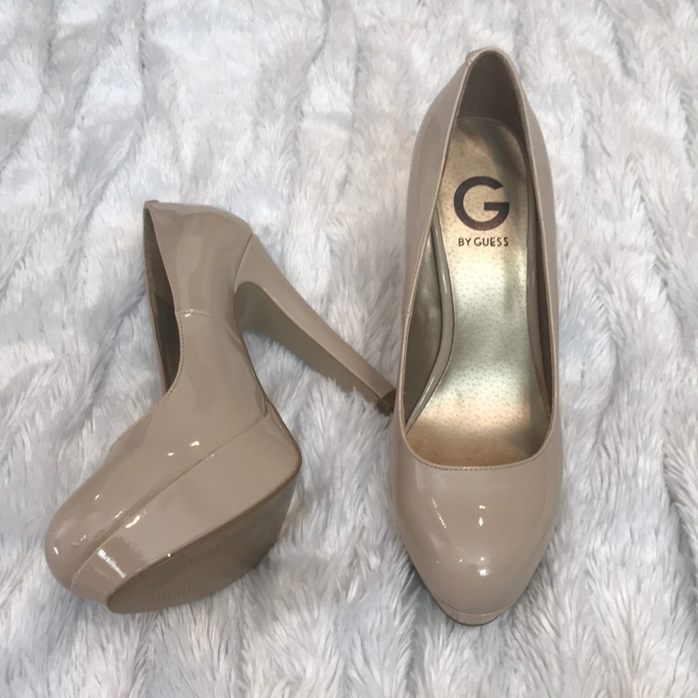 Tan Guess Pumps!